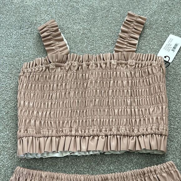 NEW SAYLOR Camel colored faux leather 2pc skirt set Size M NWT - Picture 7 of 15